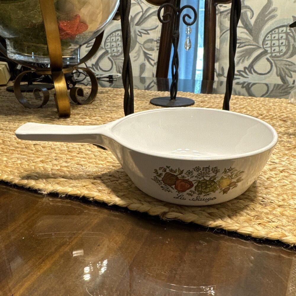 Vintage Corning Ware P81B 1 pt Spice of Life La Sauge Sauce Pan. No Lid.